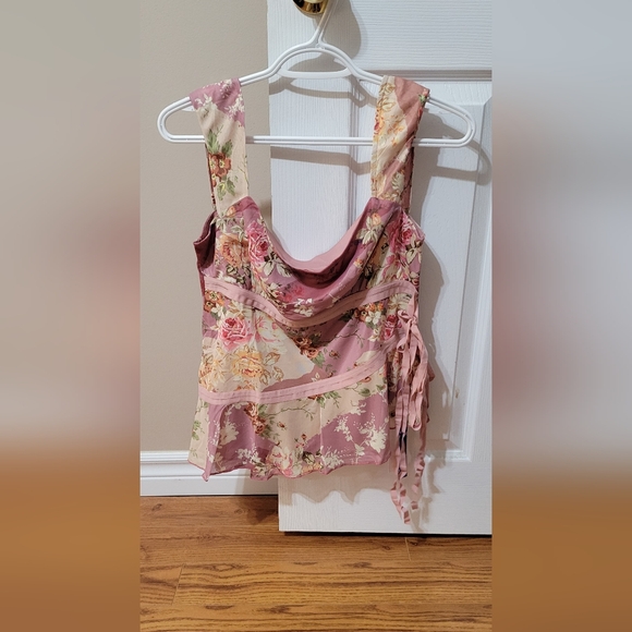 NEW Cider Mesh U-Neckline Floral Ruffle Trim Knotted Tank Top blouse - Picture 3 of 5